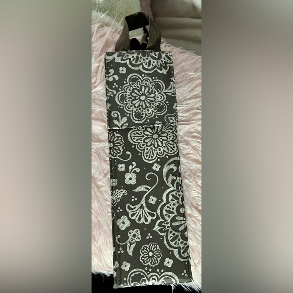 NWT Thirty One Perfect Bottle Thermal